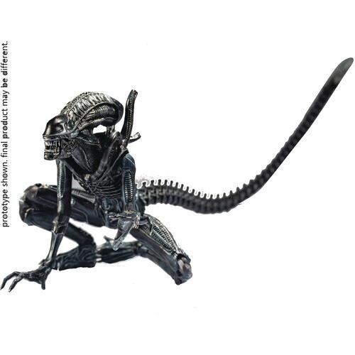 HIYA TOYS - Aliens Crouching Alien Warrior PX 1/18 Scale Figure [] Figure, Co