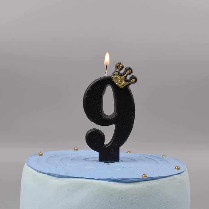 Gâteau D'anniversaire Et Bougies, Gâteau D'anniversaire Aux Bougies