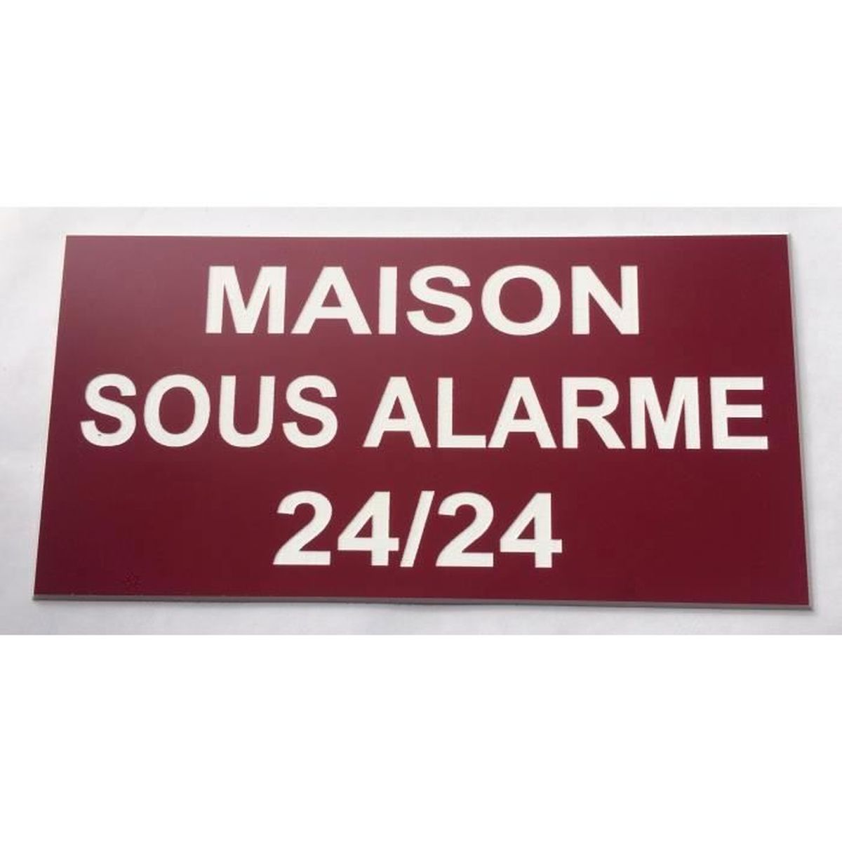 Plaque gravée pancarte "MAISON SOUS ALARME 24/24" format 75 x 150 mm — free download