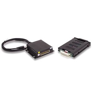 PIÈCES DÉTACHÉES VIDÉO Connecteur USB pour disque dur 2.5'' avec rack de montage.