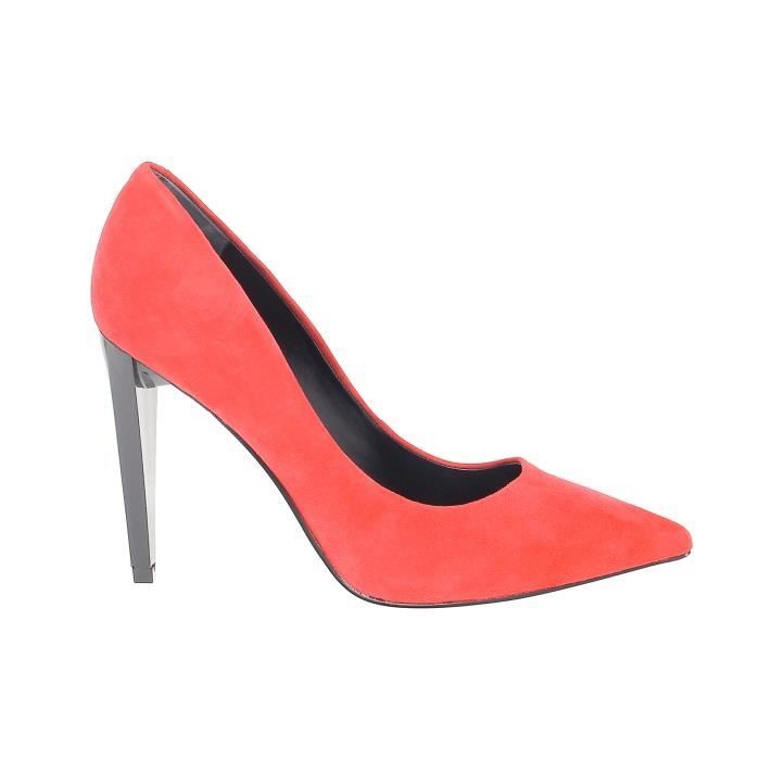 talon guess rouge