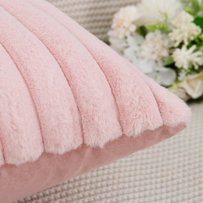 2 Housses De Coussin En Peluche Beige 45x45 Cm - Fausse Fourrure Douce, Pour Canapé, Lit Ou Voiture - Faciles à Laver