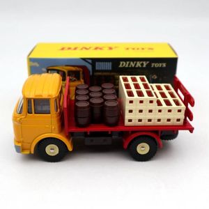 VOITURE À CONSTRUIRE Camion Berliet GAK Plateau Brasseur - Dinky Toy - 