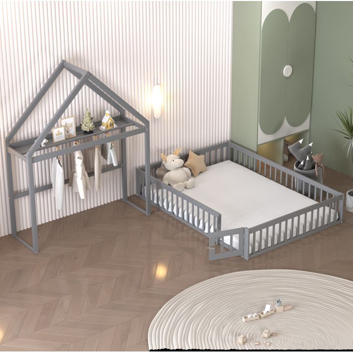 Lit cabane enfant 140 x 200 AESVAR gris avec barrière intégrale porte ouvrante rangement et sommier à lattes