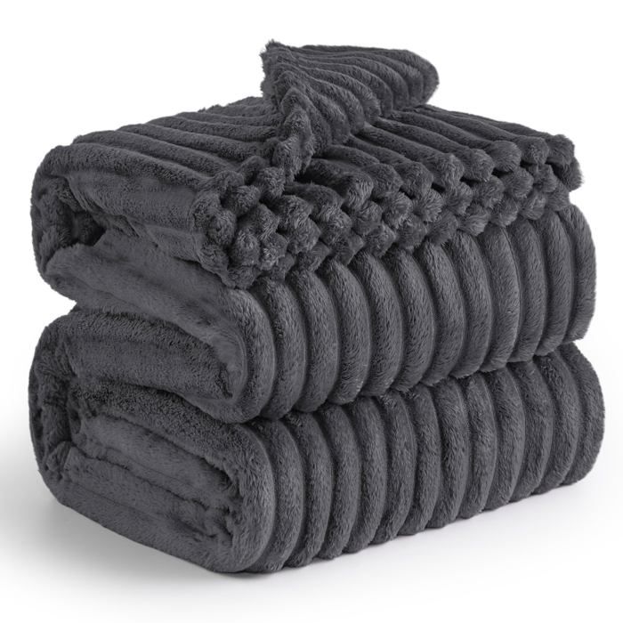 Bedsure Velours Côtelé Fleece - Plaid Cocooning pour Chambre & Salon - Douceur Chaude - Teinte Douce - 150x200cm