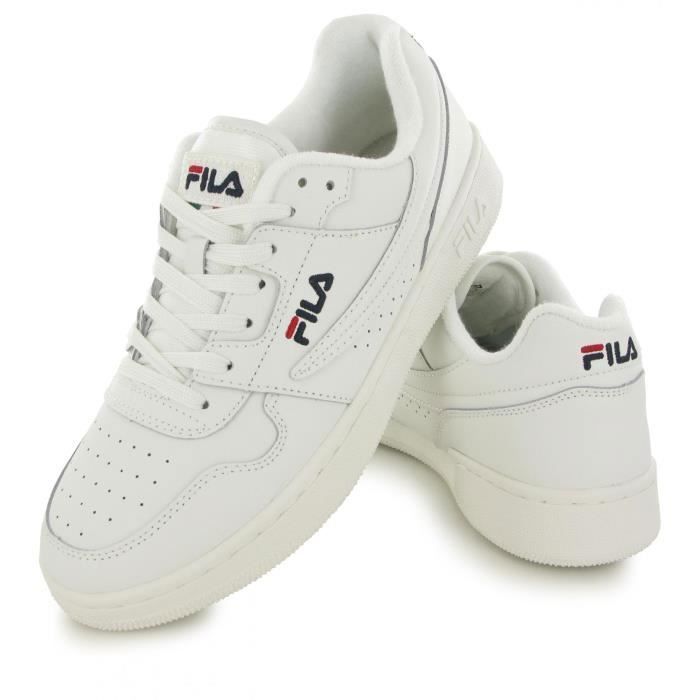 Fila arcade sale low blanche