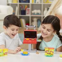 PlayDoh Délices grillés BBQ factice, coffret de pâte à modeler avec sons et lumières, 17 accessoires, loisirs créatifs, dès 3 ans - Jeux - Jouets
