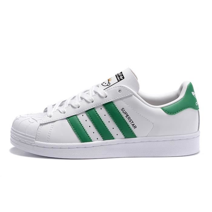 superstar verte et blanche femme