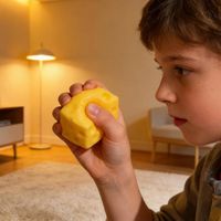 Squishy Fromage 7 Cm – Cube Slow Rising – Jouet Sensoriel Carré – Doux Et Non Toxique – Anti-Stress Bureau École Cadeau