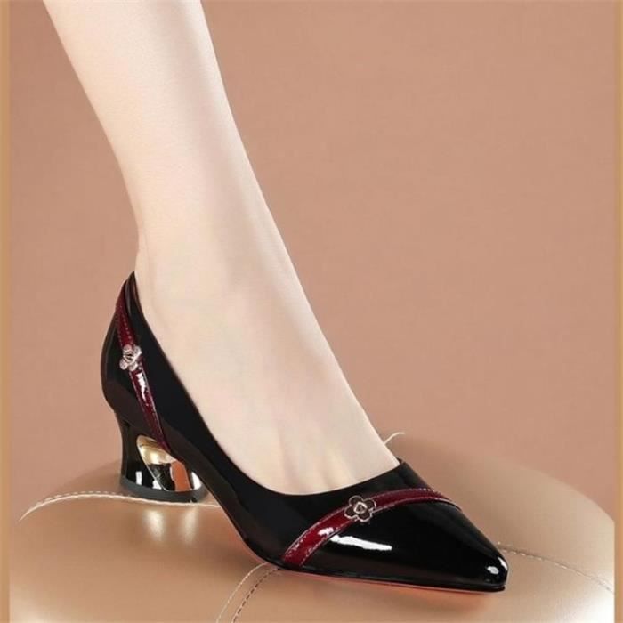 Escarpin bout pointu talon carre top