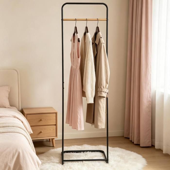 Porte-manteau sur pied en métal noir barre de penderie 40 x 40 x 140 cm style moderne