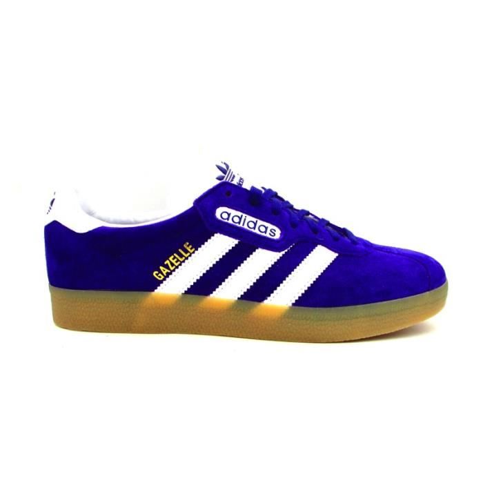 adidas blanche semelle marron