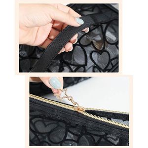 Trousse De Voyage DKNY Bleu Colonial – Format Cabine, Super Pratique Et Tout Beau Tout Neuf !