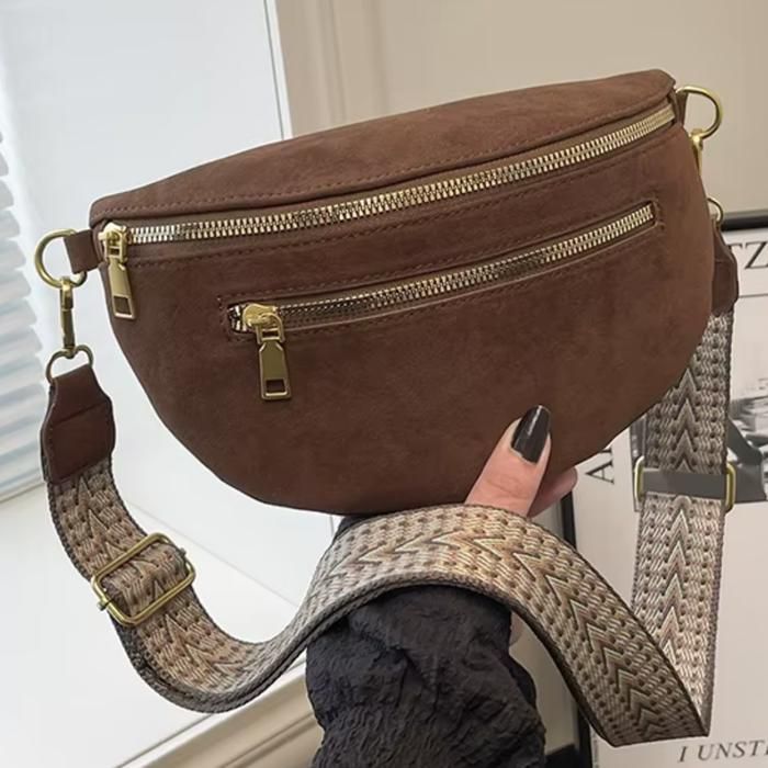 Sac de Poitrine Femme Marron – Sac Bandoulière Chic en Suédine avec Sangle Large Pratique et Moderne