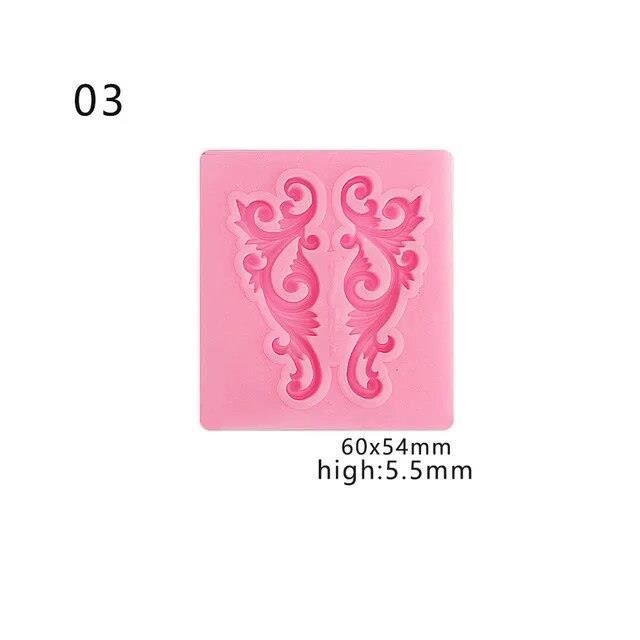 Sijiangmold Lot de 4 moules à fondant baroque en forme de couronne pour décoration de cupcakes, pâte à sucre, pâte à chocolat Sijiangmold Lot de 4 moules à fondant baroque en forme de couronne pour décoration de cupcakes, pâte à sucre, pâte à chocolat