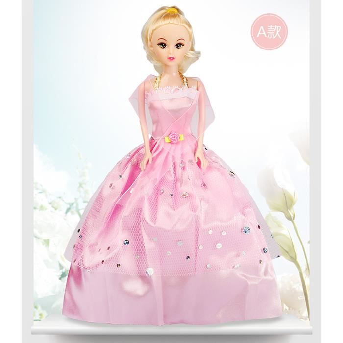 des jouets de barbie