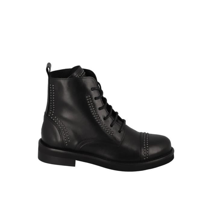 boots femme avec clous