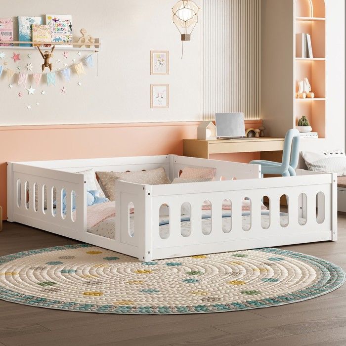 Lit plateforme enfant - Page Living - 140 x 200 cm - Pin massif + MDF - Barrière semi-fermée