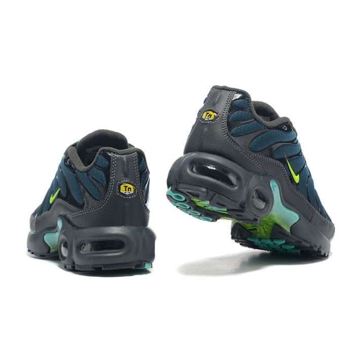 Tn vert sales et noir