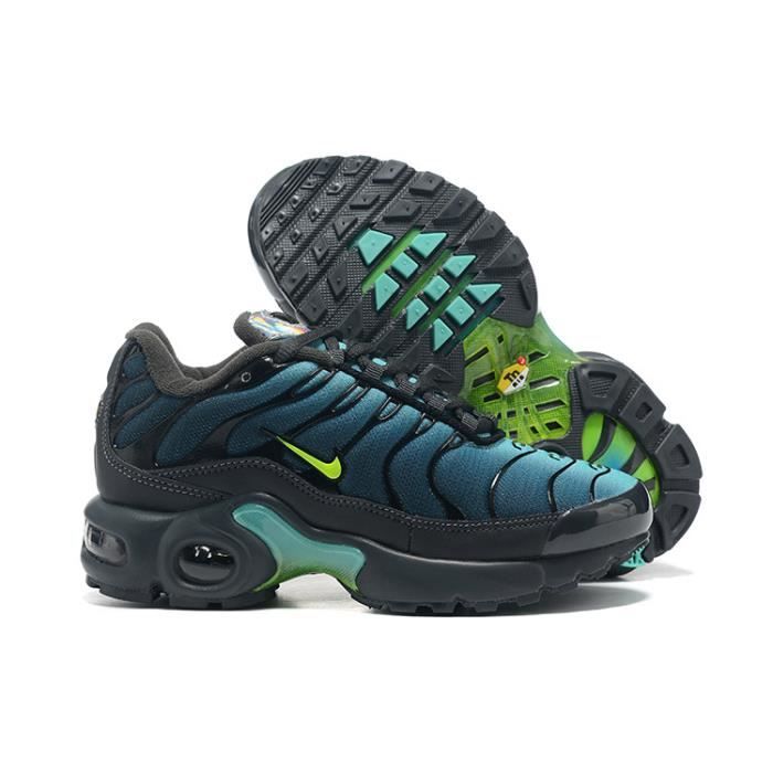 Tn vert sales et noir