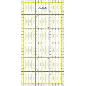 Règle de couture transparente Règle de patchwork acrylique Règle de couture  avec lignes de grille bicolores Outil S 20.3X10.2cm - Cdiscount Beaux-Arts  et Loisirs créatifs