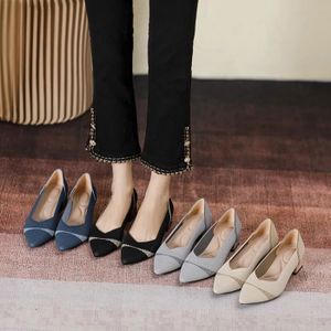 Escarpins Noirs En Daim Synthétique Taille 38 - Belle Women - Occasion