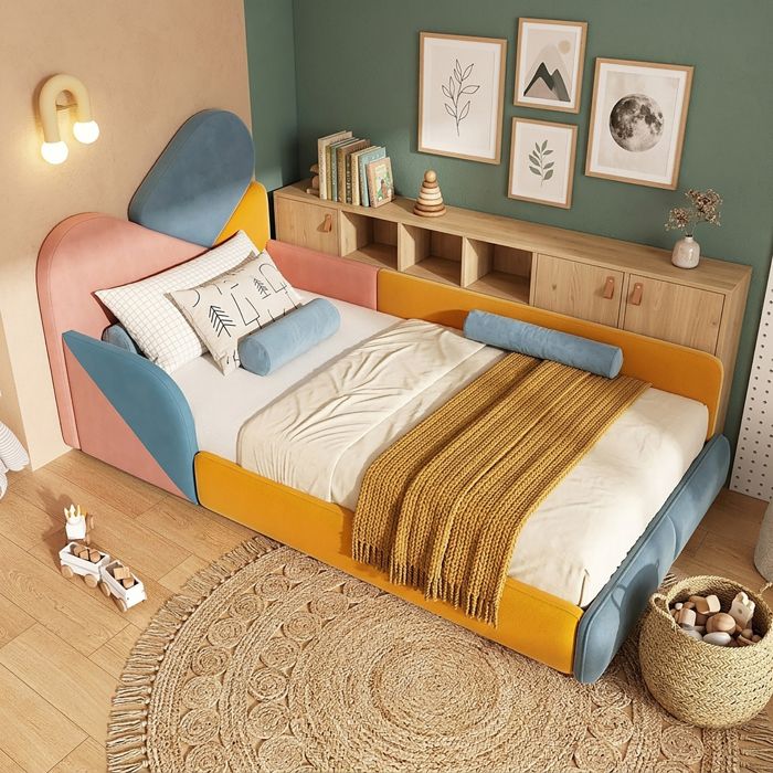 Lit enfant rembourré 90x200 cm avec barrières latérales surélevées design bas tête et pied rembourrés multicolore sans matelas
