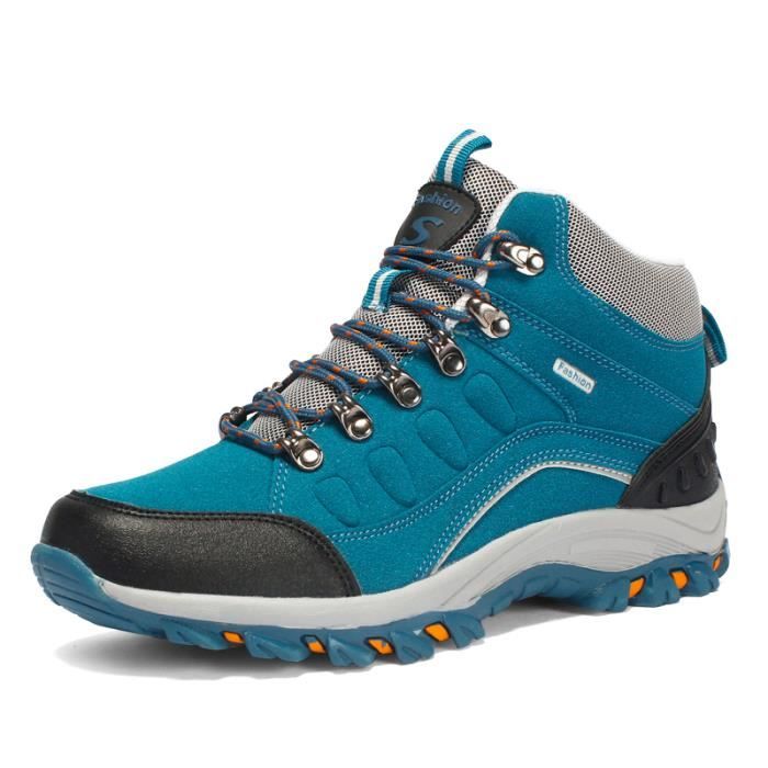 Chaussure montante de marche sale