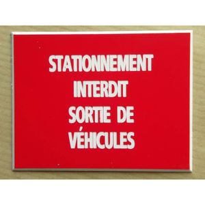 Panneau Pour Indiquer Au Camping Car Que Le Stationnement Est Interdit A Cet Endroit Representant Un Camping Car Dans Un Rond Rouge Barre Sur Un Fond Blanc