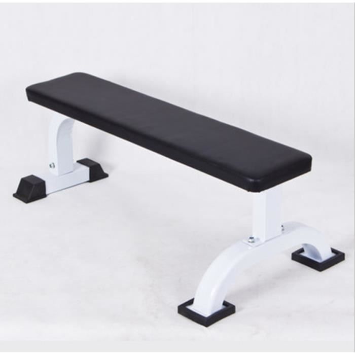 Banc de musculation avec haltère et banc plat