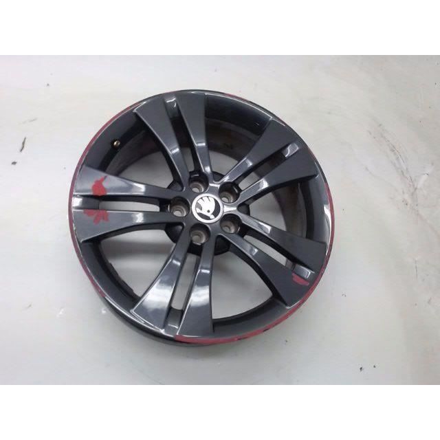 PIECES AUTO D'OCCASION - 5J0601025HAFL8 - JANTES - JANTE ALUMINIUM SKODA FABIA 2007- - E1-358622