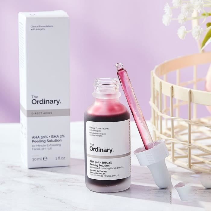The ordinary 10 minutes exfoliant visage AHA 30 + BHA 2 Solution de Peeling 30ml sérum pour le