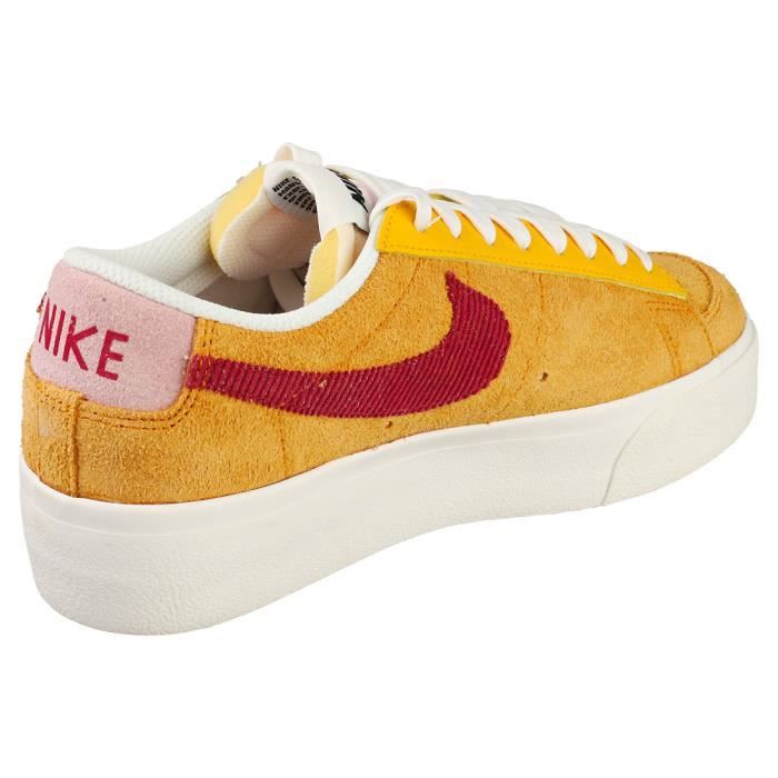 Nike blazer shop low femme jaune