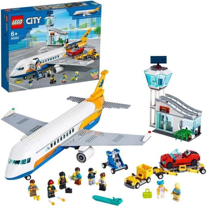 LEGO® City 60262 L'Avion de Passagers, Jouet Aéroport, Figurine Pilote, Avion de Ligne LEGO, Voiture, Jouet Avion, Enfants 6 Ans