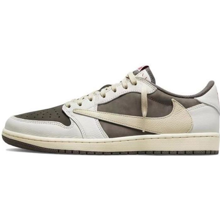 chaussure travis scott