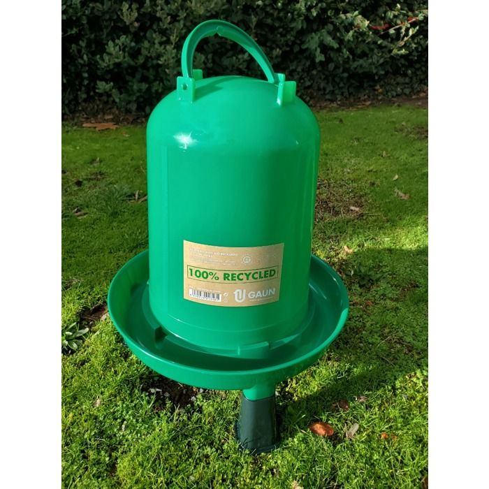 Meilleurs prix pour Abreuvoir Volailles À Pieds En Plastique Recyclé Eco 8l