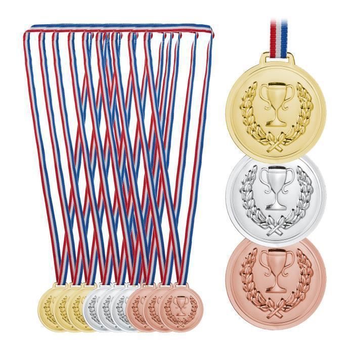 Lot de 12 médailles d'or Winner