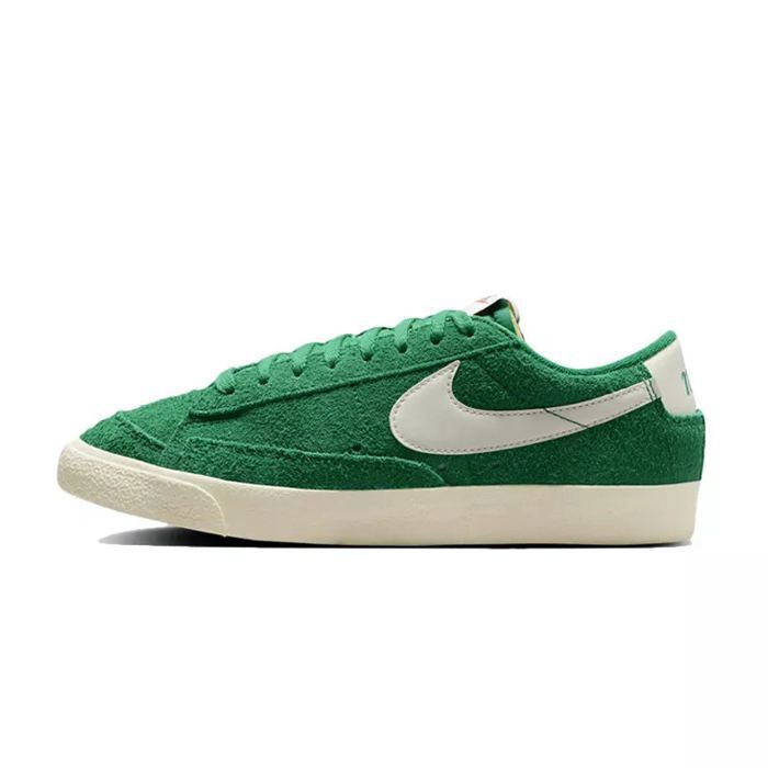 Nike Basket Nike W BLAZER 77 LO NIKE