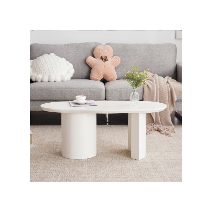Table basse irrégulière en mdf avec patins en feutre,en forme de demi