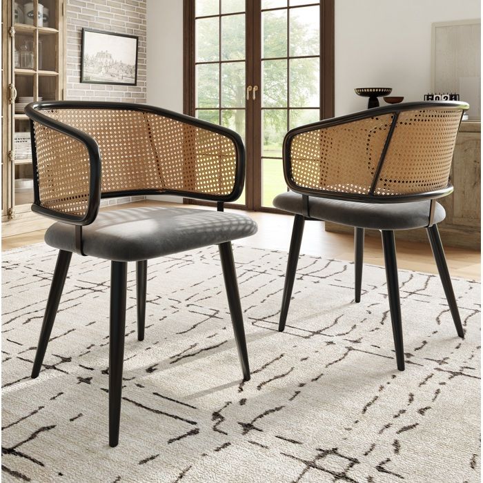 Lot de 2 chaises de salle à manger 47x51x79 cm. dossier en rotin. assise en velours gris. pieds en fer effet bois