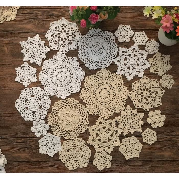 Lot De 18 Napperons En Dentelle Blanche - Occasion - Style Traditionnel - Décoration De Maison