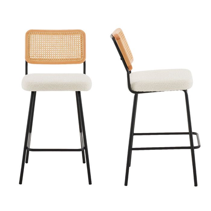 Lot de 2 chaises de bar en cannage et tissu bouclé écru piètement noir - Muse Lot de 2 chaises de bar en cannage et tissu bouclé écru piètement noir - Muse