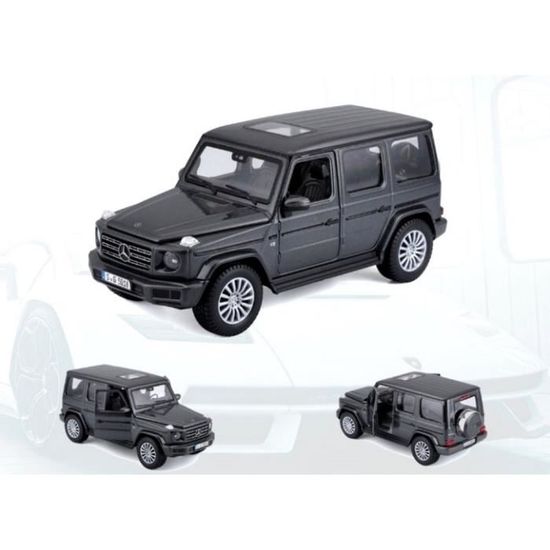 montage de maquettes en kit plastique 1/20 1/24 par maquettiste