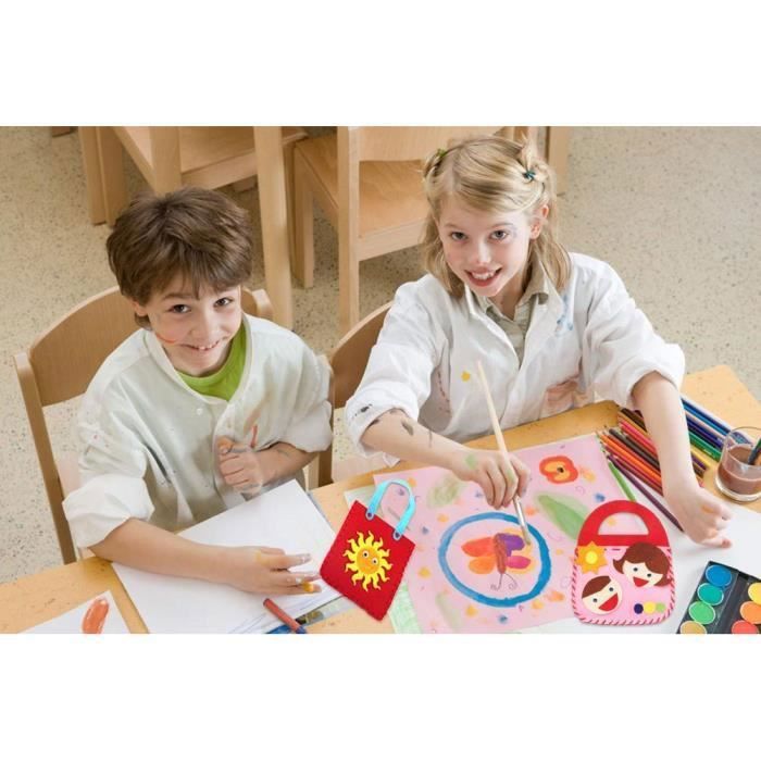 Kit Couture Noël Enfant – Feutre Prédécoupé – Père Noël, Sapin, Chaussette – Dès 6 Ans