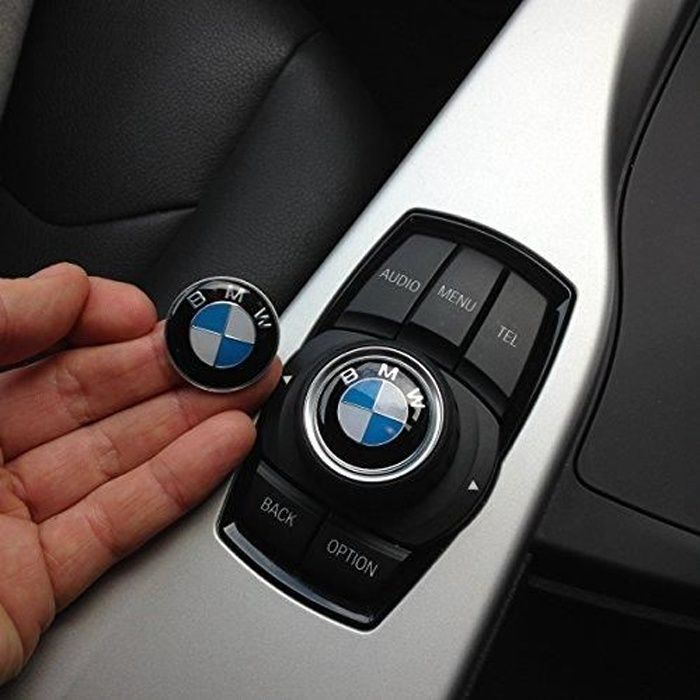 Logo BMW bleu et blanc pour bouton multimédia diametre 29mm dos autocollant