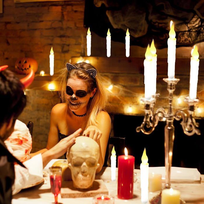 12 Bougies LED Flottantes Blanc Chaud Vacillantes + Télécommande Baguette Magique - Minuterie Décor Noël Halloween Église