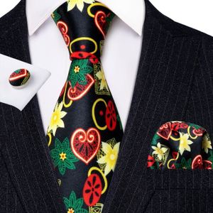 Nouveau Solide Noir Classique Homme Cravate en soie Vendeur Britannique Mariage Costume Fils Vendeur Britannique 