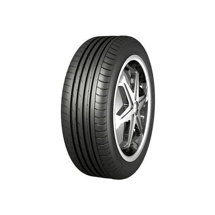 Pneu Tourisme Été NANKANG AS-2 + XL - 235/40 R 18 95Y - Freinage sur sol mouillé A - Résistance au roulement C