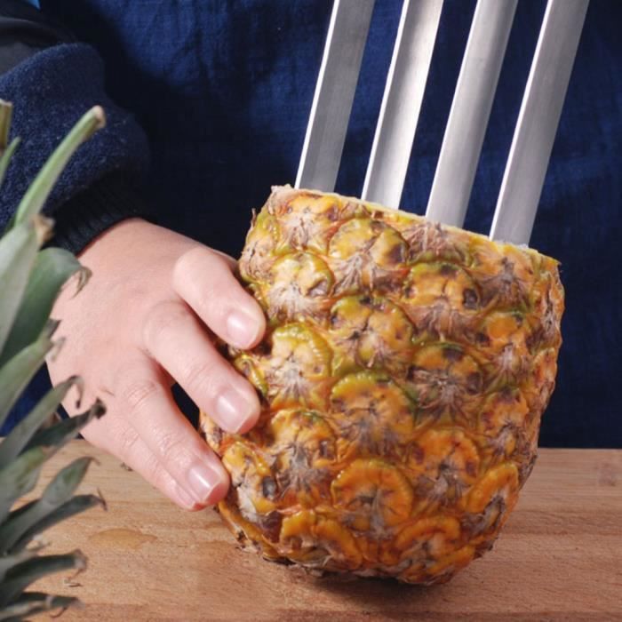 Decoupe Ananas avec Lame en Acier Inoxydable de Qualité Alimentaire et  Poignée en ABS, Epluche Ananas, 24 CM, Noir. - Cdiscount Maison