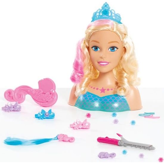Barbie Dreamtopia Grande tete a coiffer Barbie Modele avec cheveux arc en ciel et diademe fantaisie Cdiscount Jeux Jouets